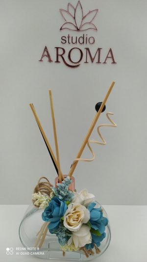 Arranjo floral em vidro difusor